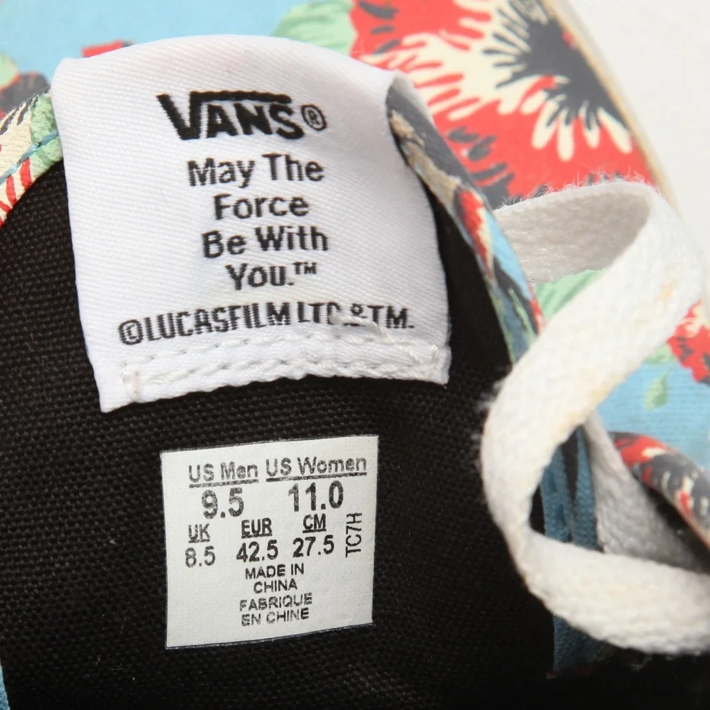 Vans Star Wars Yoda Aloha Authentic Men's US 9.5 Floral Hawaiian Sneakers